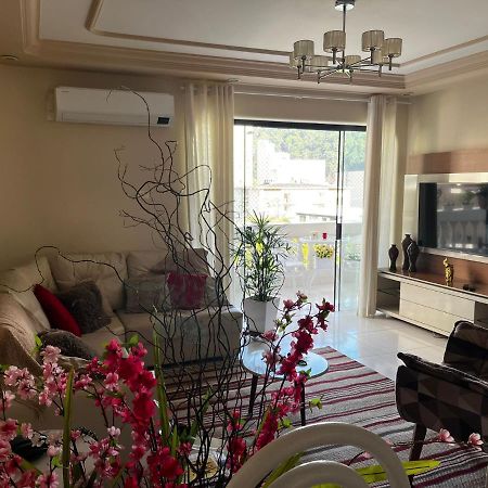 Apartamento De 3 Quartos Amplos Na Praia Pitangueiras, Guaruja Luaran gambar